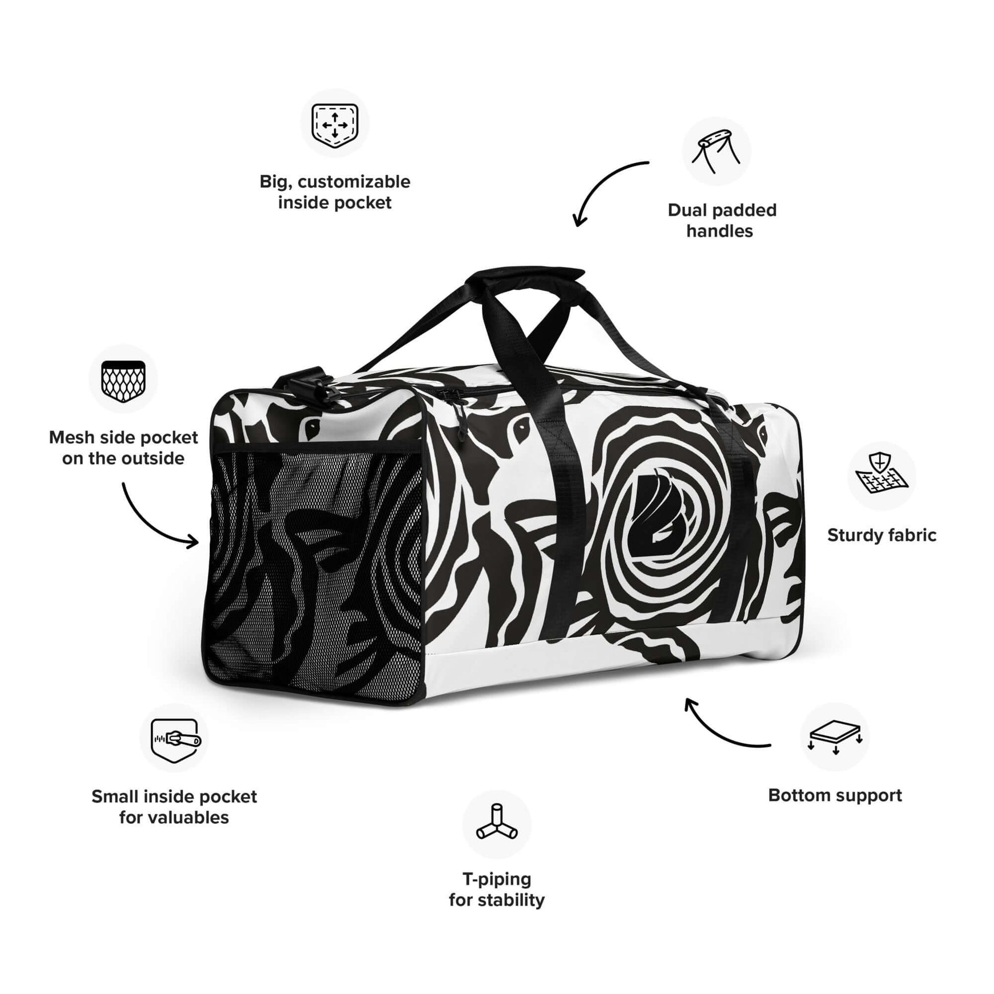 Weekender N°28 with customizable pockets, dual padded handles, and sturdy fabric for travel, workouts, and daily errands.