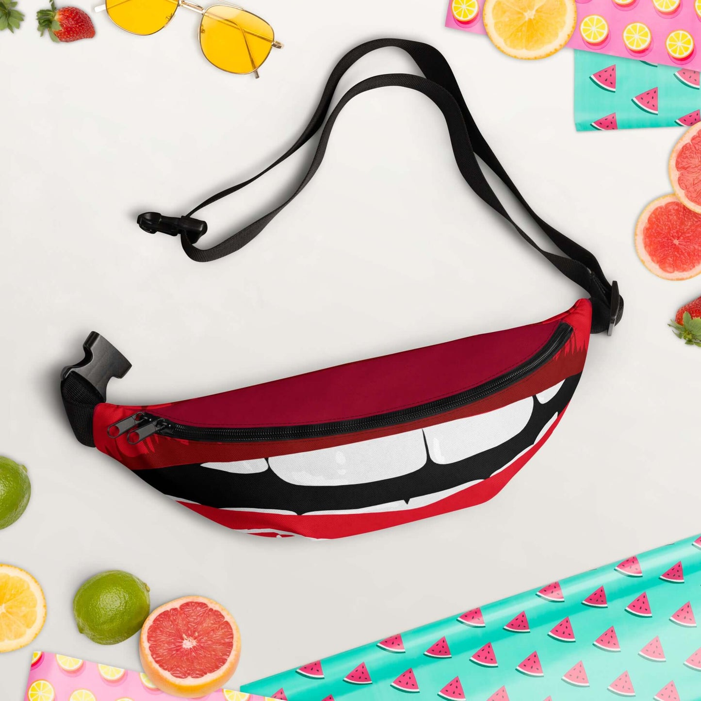 Stylish Gürteltasche N°30 with adjustable strap and bold design, ideal for festivals and travel.