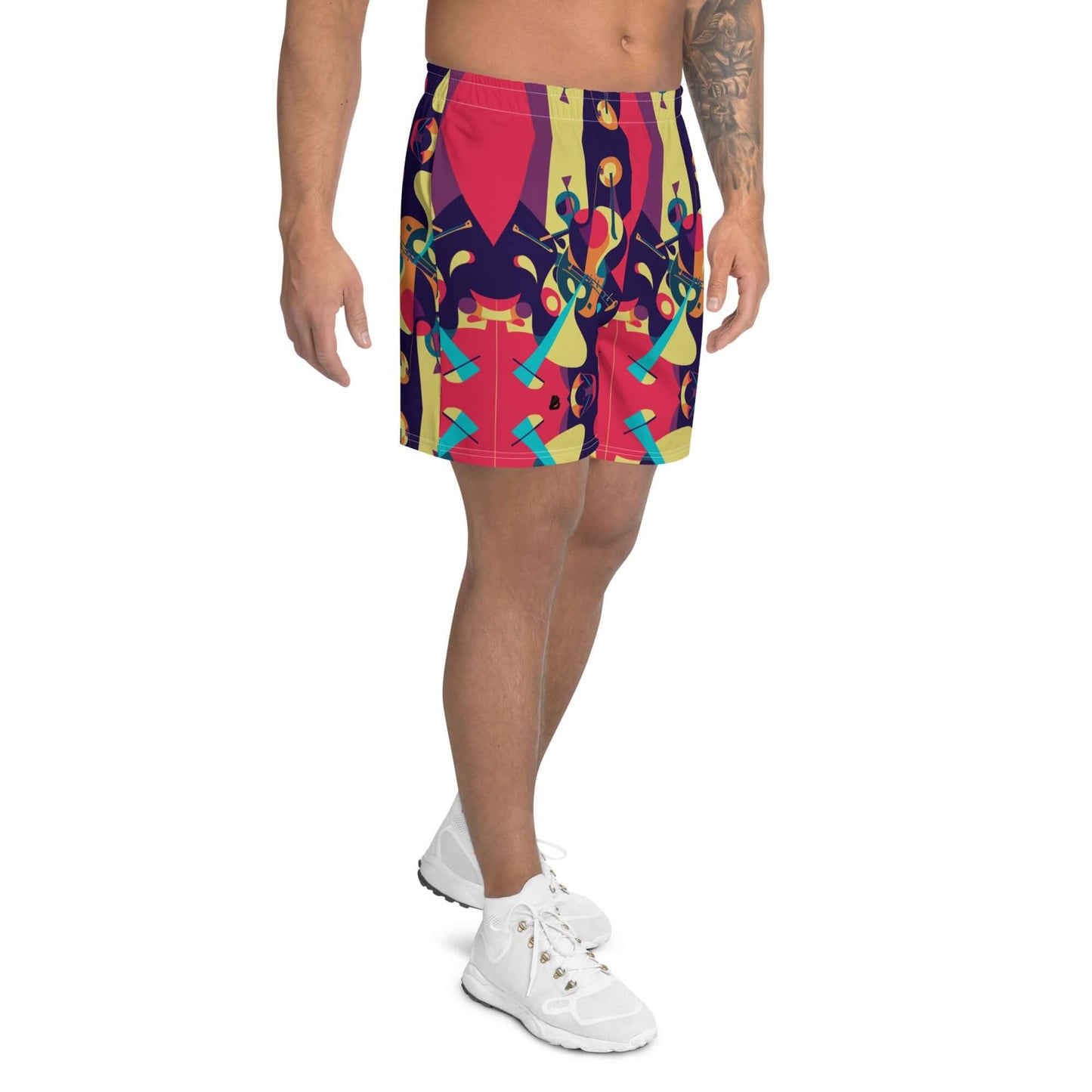 Recycelte Sport-Shorts für Herren N°3, bunte Grafik, für Fitness und Freizeitaktivitäten.
