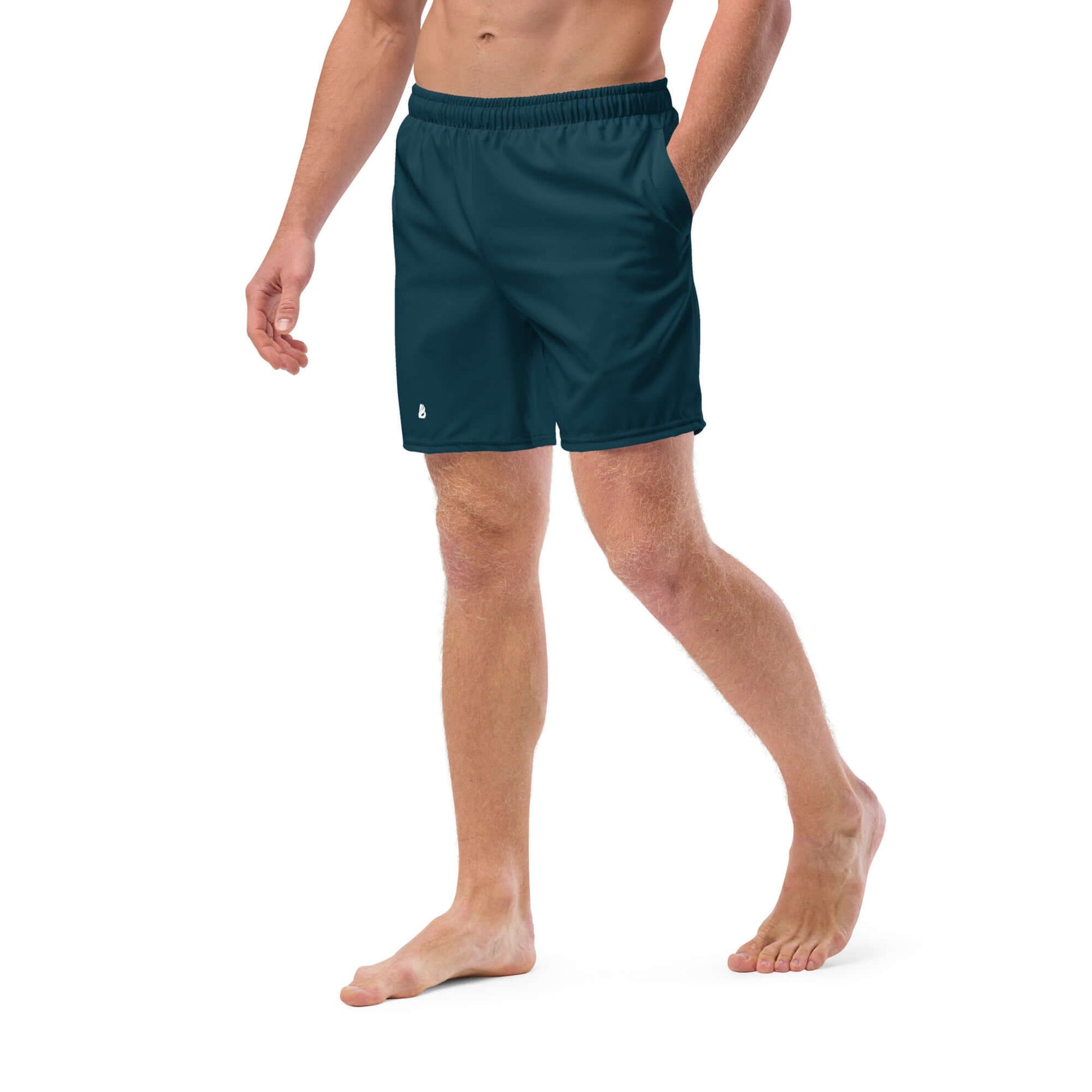 Man wearing Herren-Badehosen N°15, quick-drying swim shorts with silky lining and pockets, ideal for summer.