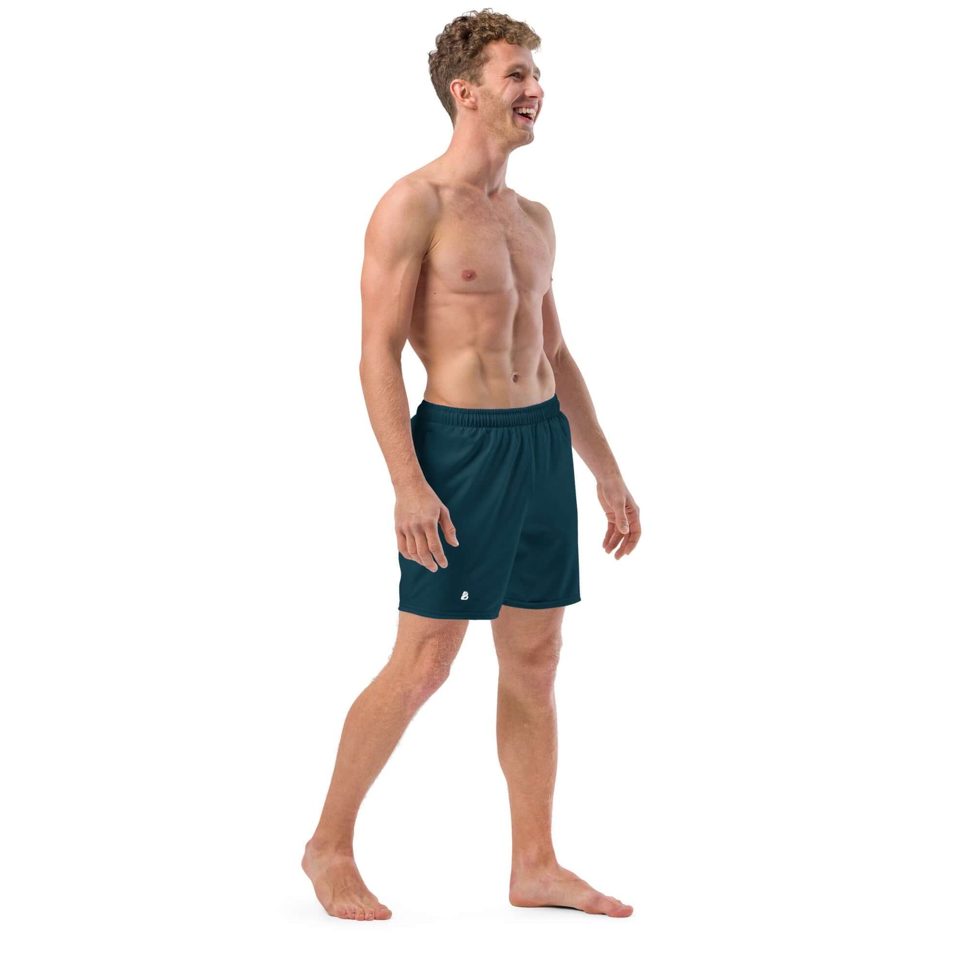 Model wearing Herren-Badehosen N°15, quick-drying and breathable swim trunks with silky inner lining, perfect for summer.