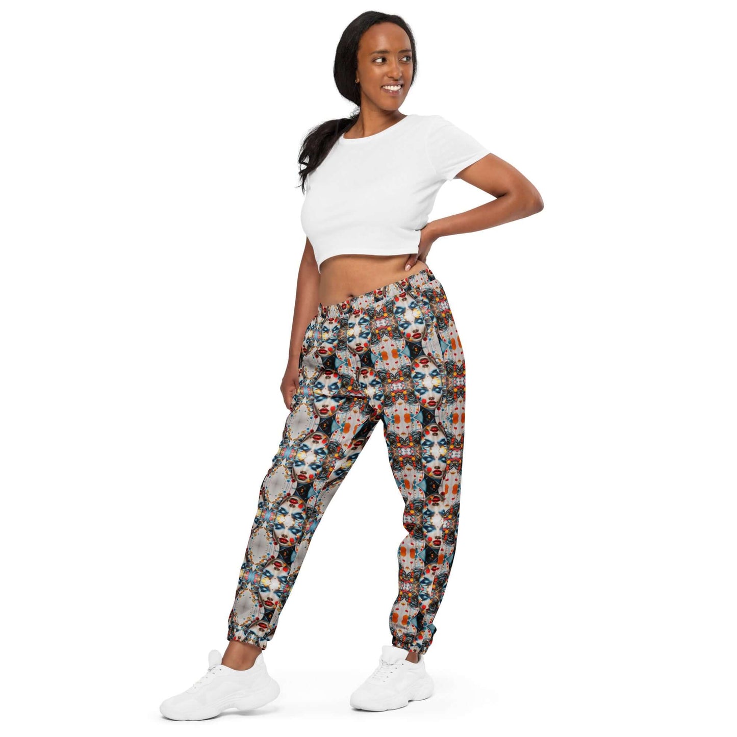 Model wearing Unisex-Trainingshose N°0, showcasing a colorful design and relaxed fit, ideal for workouts or streetwear style.