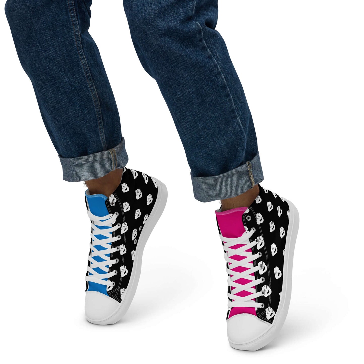 Person wearing High-Top Leinenschuhe für Herren N°7, black with pink and blue design, paired with rolled-up jeans.