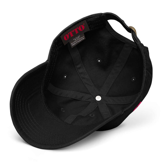 Vorgewaschene Baseballkappe showing interior fabric and adjustable strap, highlighting 100% cotton design.