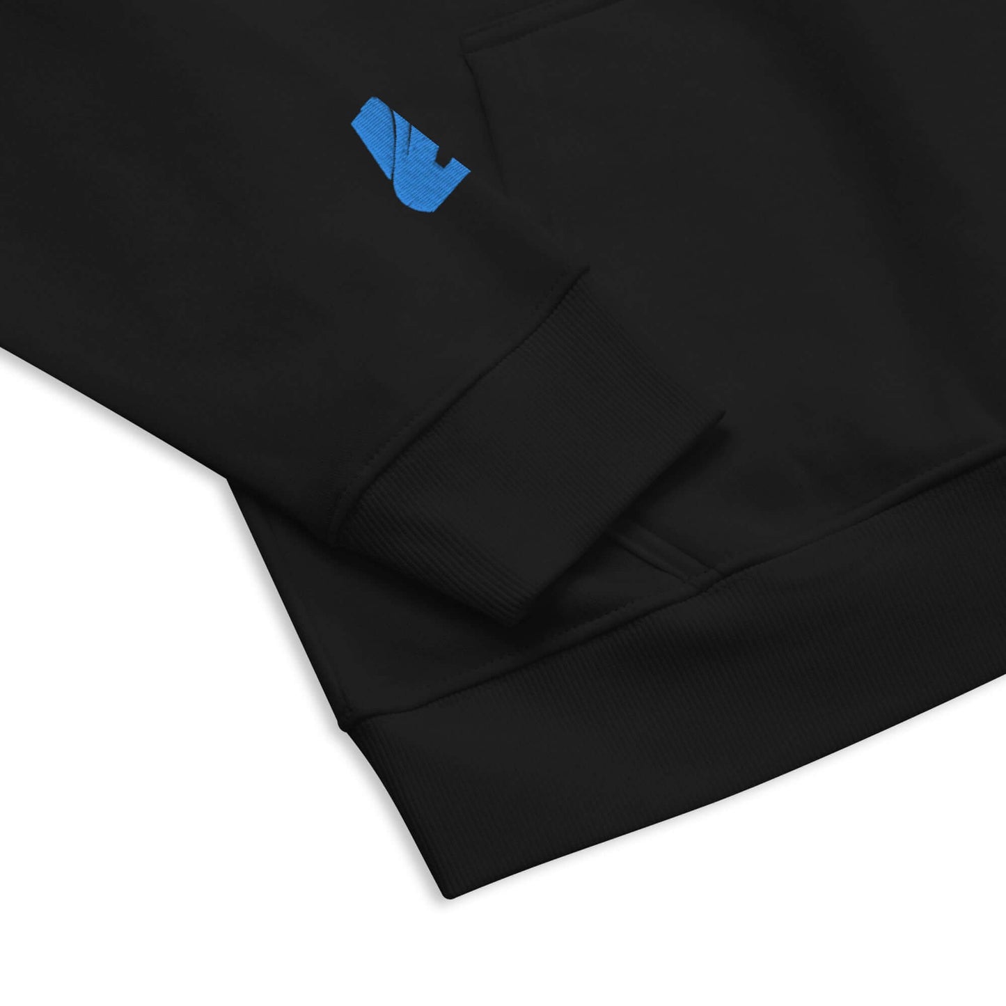 Detail of sleeve on black Unisex Bio-Raglan-Hoodie N°3 with blue logo, showcasing quality fabric and design.