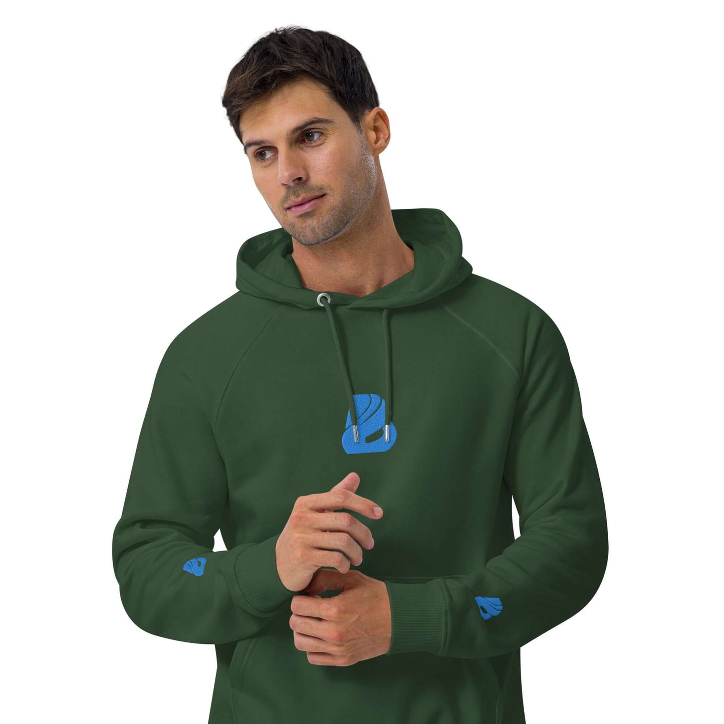 Man wearing green Unisex Bio-Raglan-Hoodie N°3 with blue accents