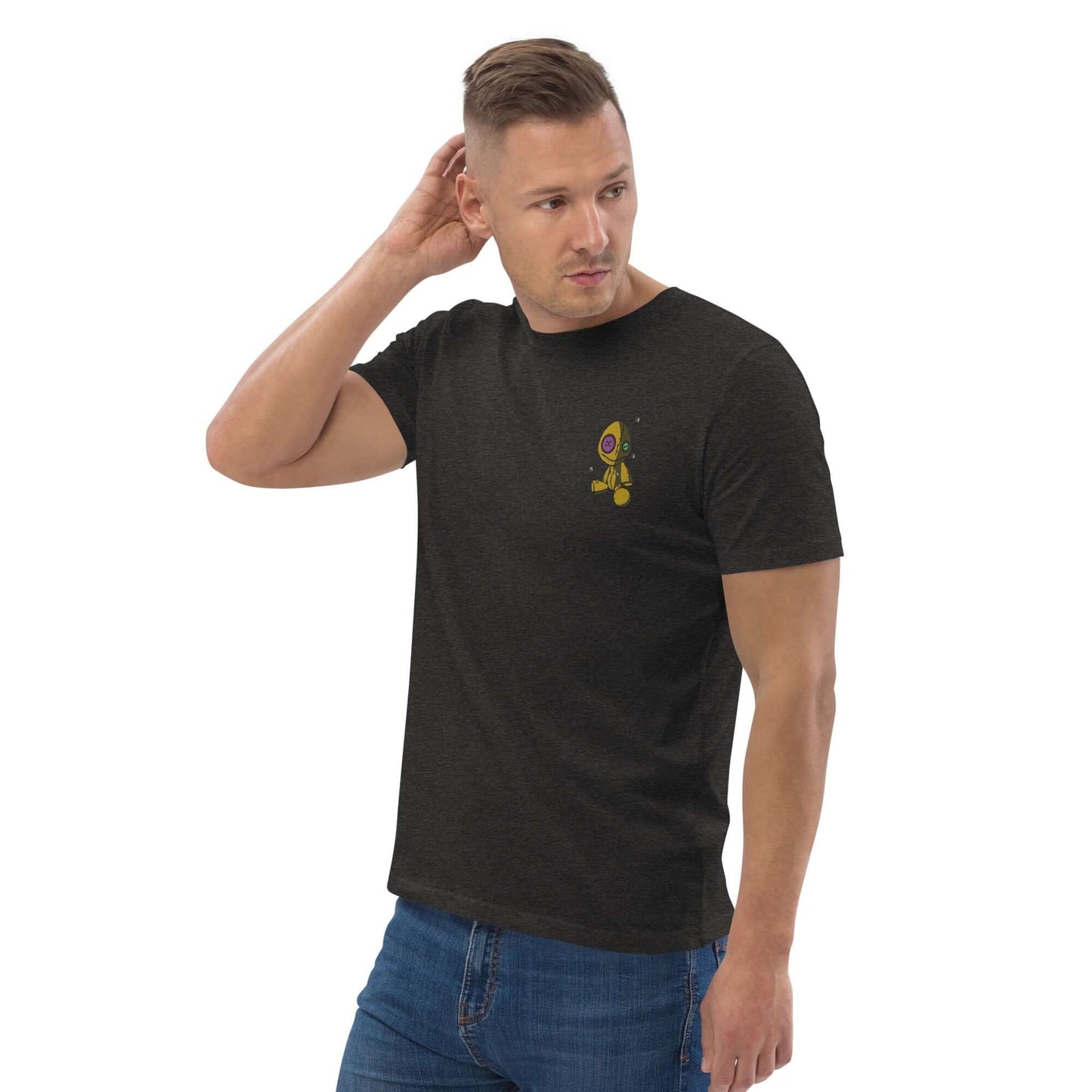 Unisex-Bio-Baumwoll-T-Shirt N°1 in black worn by a model, showcasing eco-friendly, comfortable design with organic cotton.