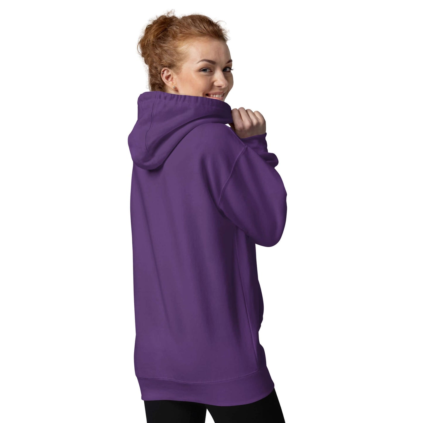 Unisex-Kapuzenpullover N°50 in vibrant purple with a comfortable fit, featuring a practical front pouch and warm hood.