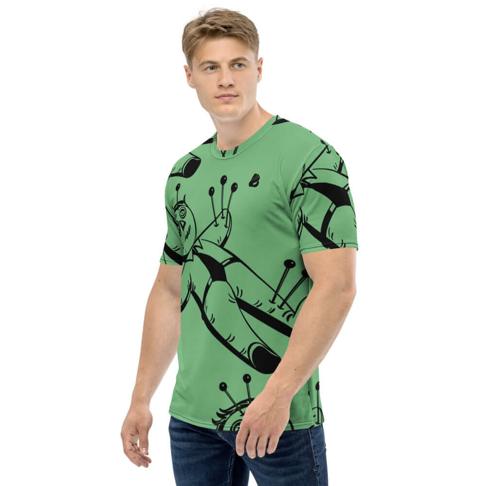 Herren-T-Shirt N°12 in green with bold black graphic design, featuring four-way stretch and comfortable fit for ultimate style and comfort.