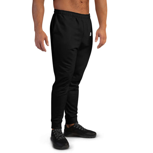 Herren-Jogginghose N°5 in Schwarz, perfekte Hose für Training und Entspannung, aus Polyester-Baumwoll-Mix, eng anliegend und weich, Vorderansicht