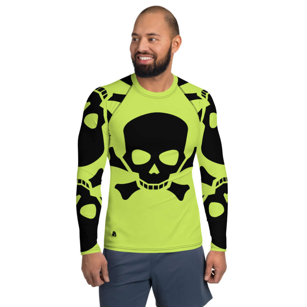 Herren-Rash-Guard N°14 with skull graphic, long sleeves, and ergonomic seams, designed for sun protection and comfort during sports activities.