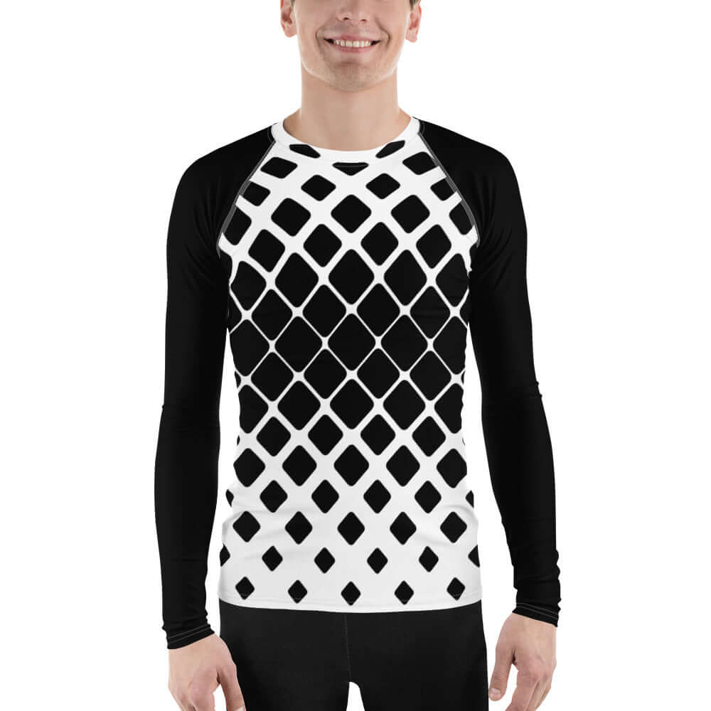 Herren-Rash-Guard N°15, black and white design, long-sleeve protection against sun and wind, ergonomic fit, soft 4-way stretch fabric.