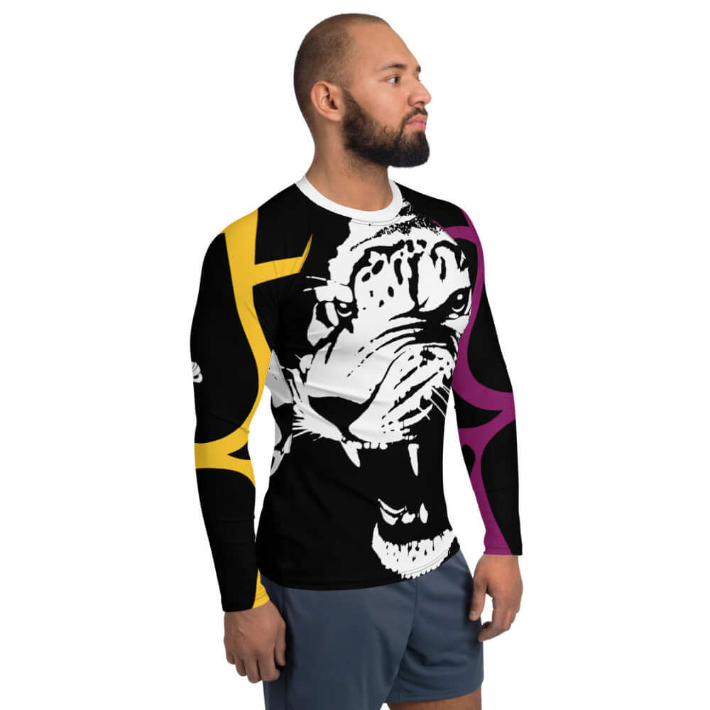 Herren-Rash-Guard N°21 with tiger graphic, long sleeves, and ergonomic seams, providing comfort and protection for outdoor activities.