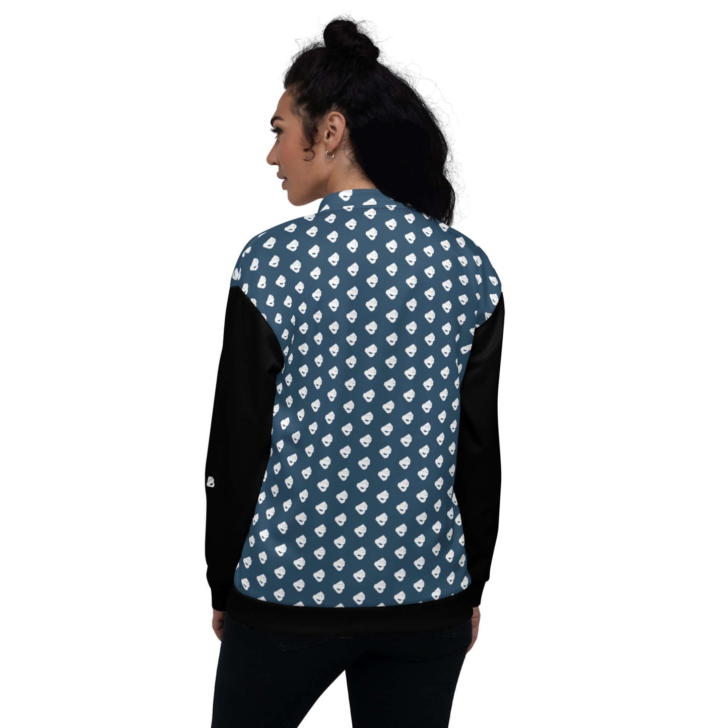 Woman wearing Unisex Bomberjacke N°36 with blue and white pattern, showing fleece interior and relaxed fit from the back.