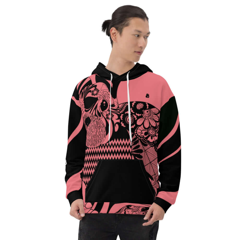Man wearing Unisex-Kapuzenpullover N°33 with vibrant print and soft fabric, ideal for cool evenings.