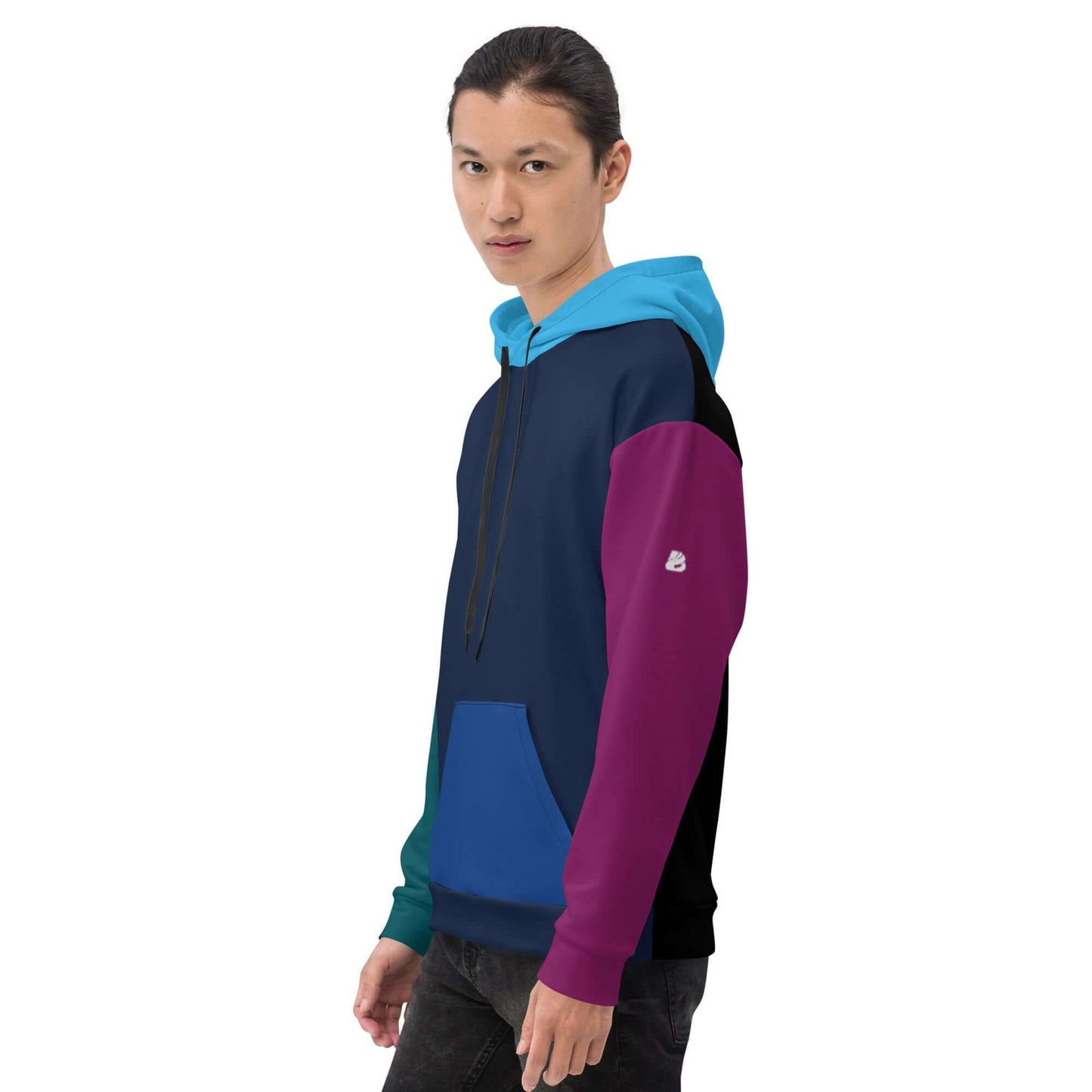 Model wearing Unisex-Kapuzenpullover N°43 with vibrant colors and soft fabric, highlighting its casual and cozy design.