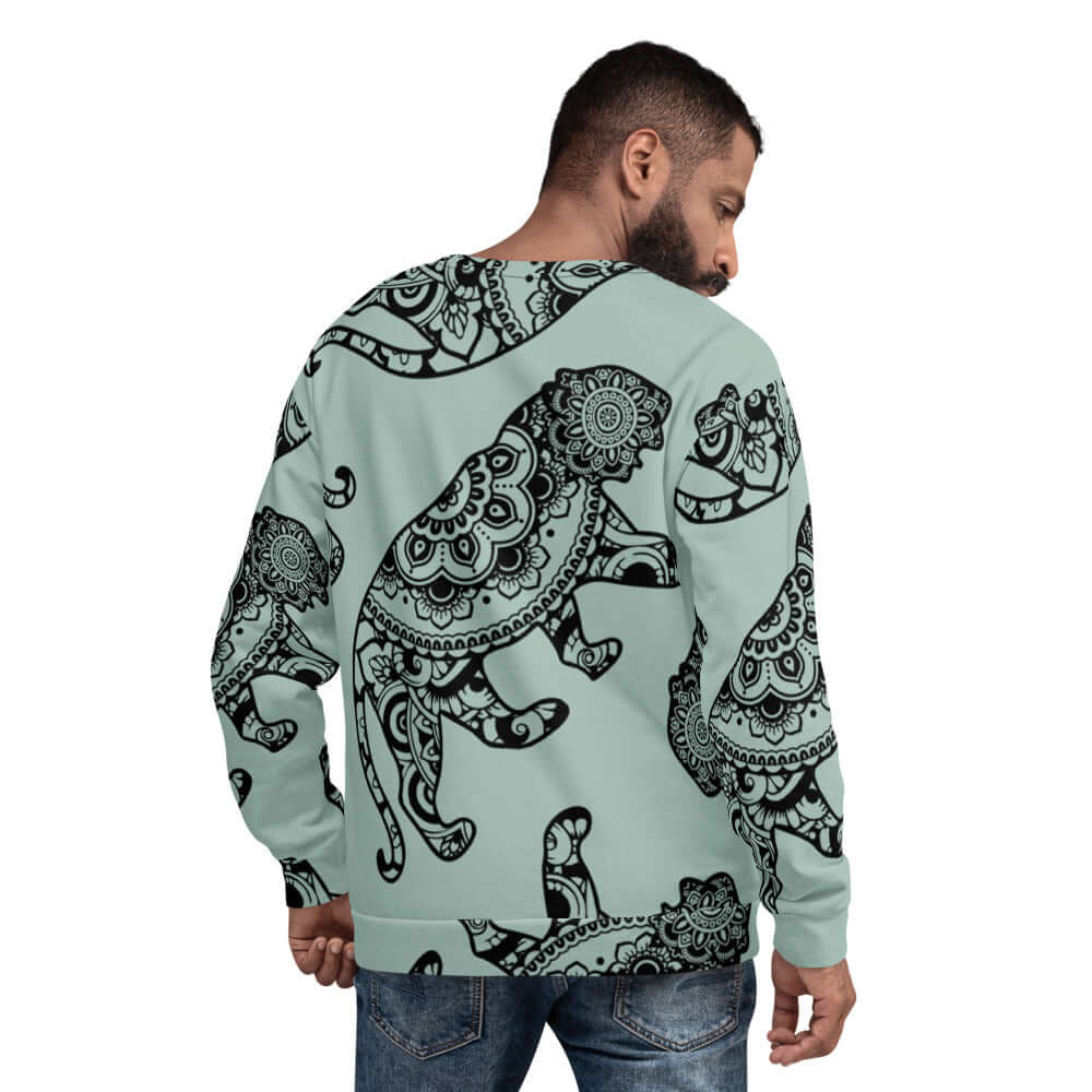 Unisex-Pullover N°18 with intricate animal design, featuring a polyester-cotton blend for soft comfort and lasting durability.