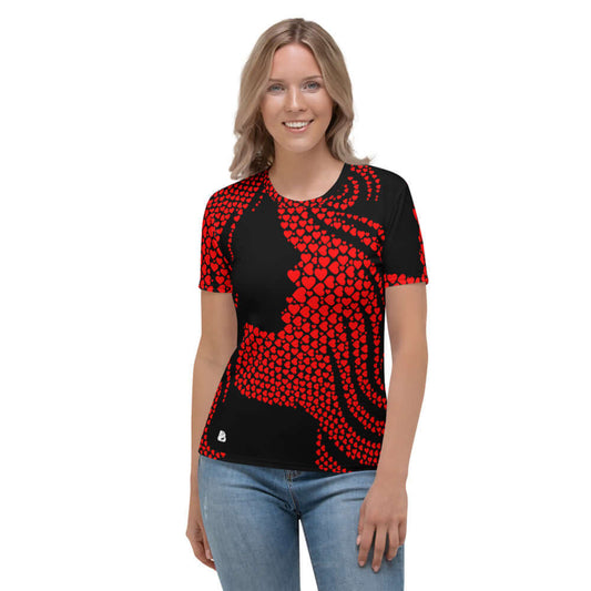 Damen-T-Shirt N°0 in black and red heart pattern, featuring a smooth, comfortable jersey with four-way stretch, perfect for everyday wear.