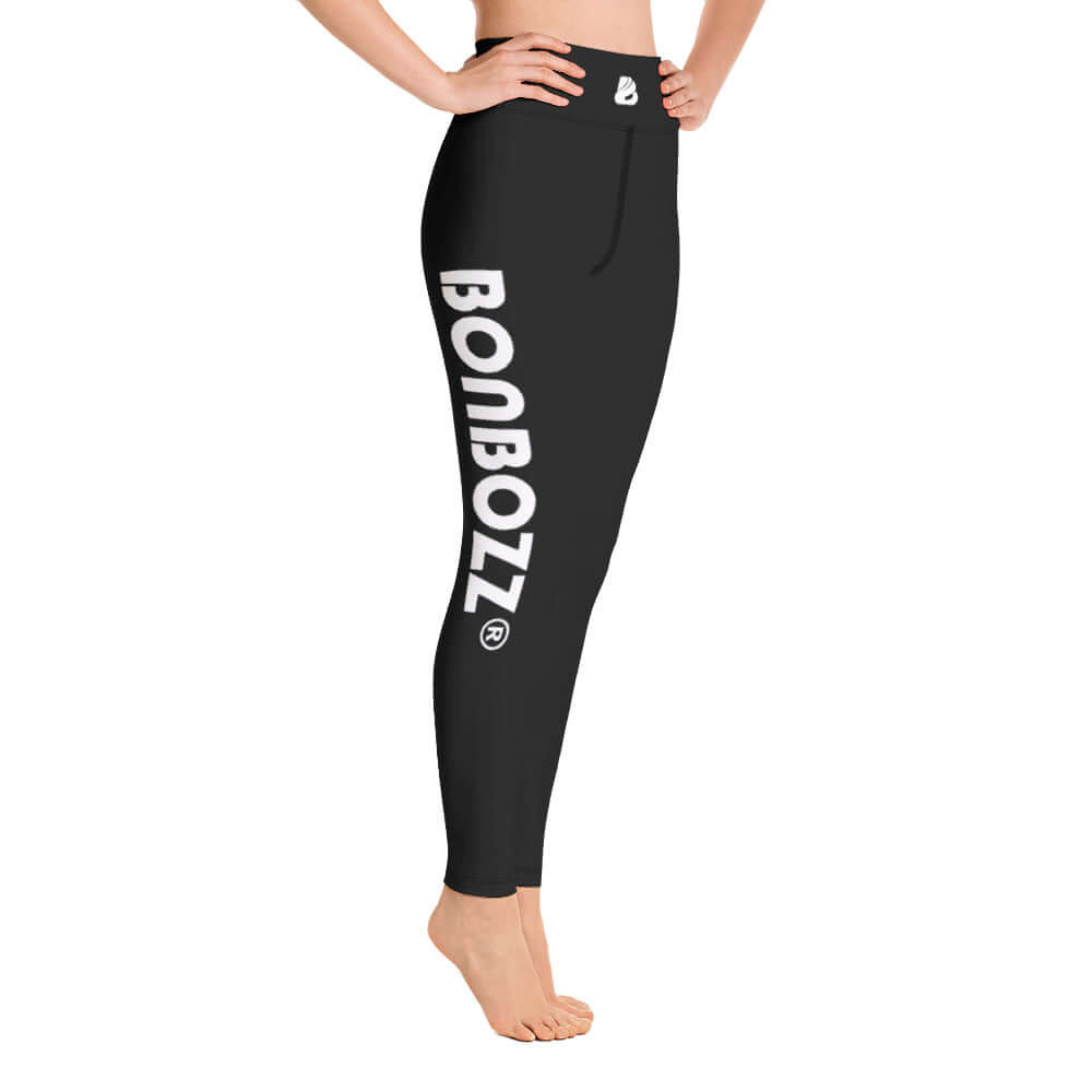Side view of Yoga-Leggings N°13 in black with "Bonbozz" text, showcasing the comfortable four-way stretch fit.