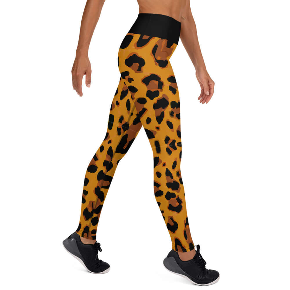 Side view of Yoga Leggings N°35 with leopard print design, featuring stretchy and comfortable fabric ideal for yoga sessions.