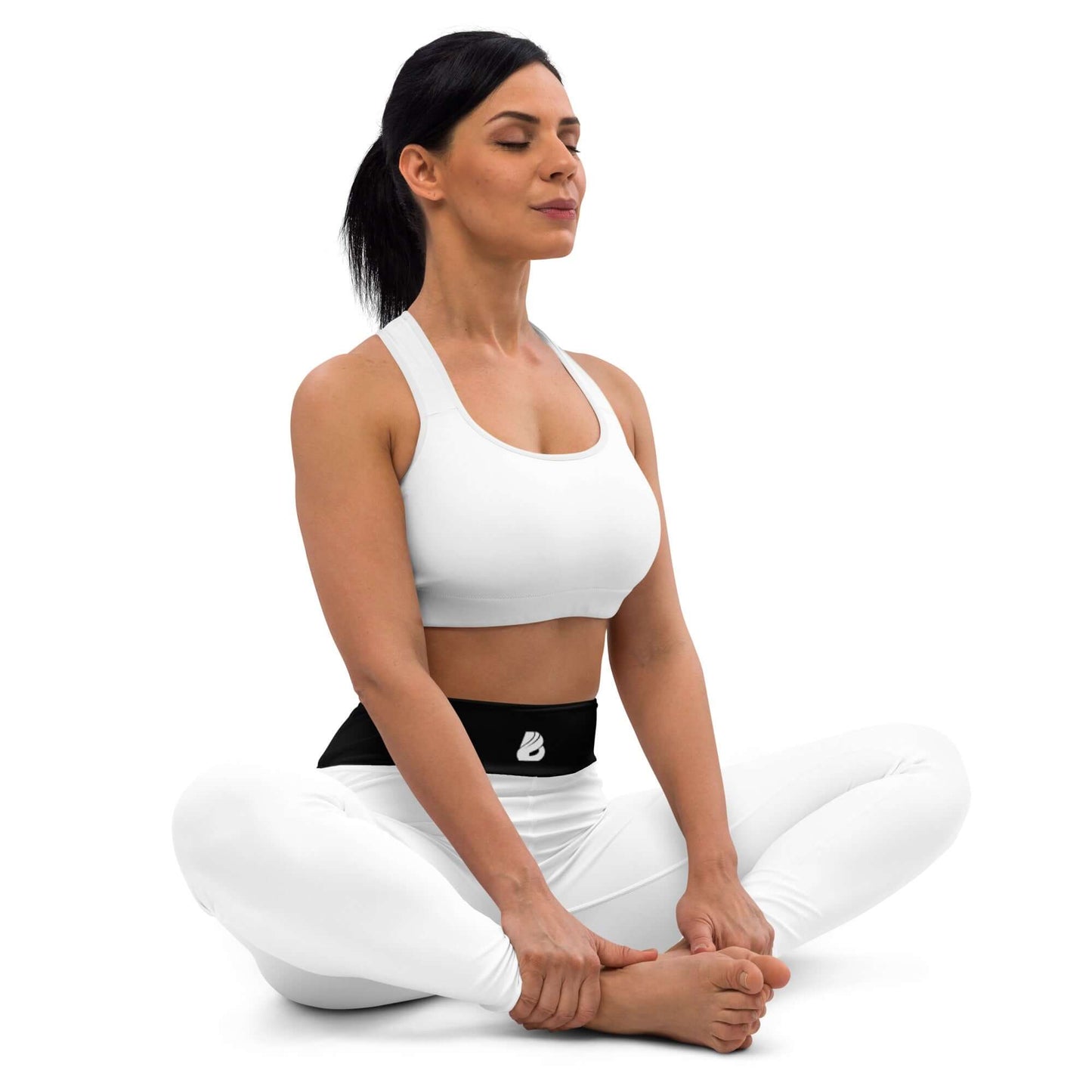 Woman meditating in white Yoga-Leggings N°44 with comfortable stretch and high waistband, perfect for yoga practices.