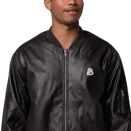 Leder-Bomberjacke N°0 classic PU leather jacket with zipper, ribbed cuffs, and embroidered logo, perfect for casual or chic outfits.