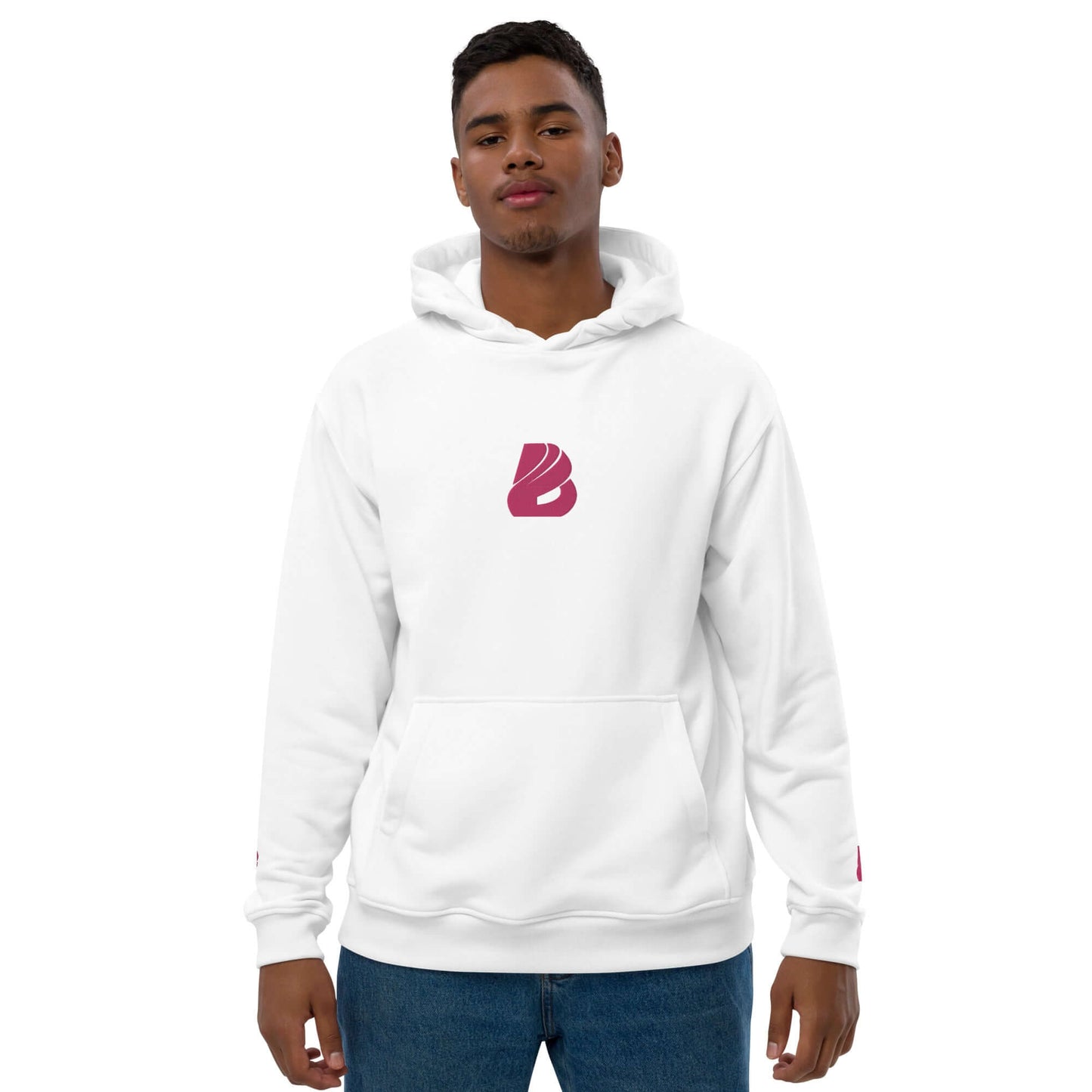Model wearing Hochwertiger Öko Kapuzenpullover N°8 in white with front pocket and logo, made of organic cotton and recycled polyester.