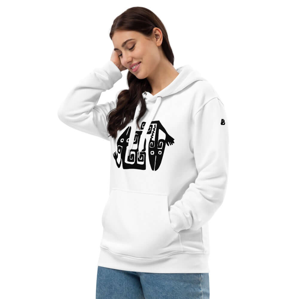 Woman wearing Hochwertiger Öko Kapuzenpullover N°1 with front pocket and double-layer hood, made of organic and recycled materials.