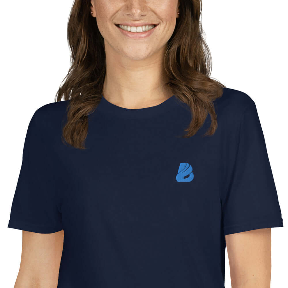 Kurzärmeliges Unisex-T-Shirt N°6 in navy blue with logo, doubles-stitched neckline and sleeves for durability, soft heavyweight cotton.