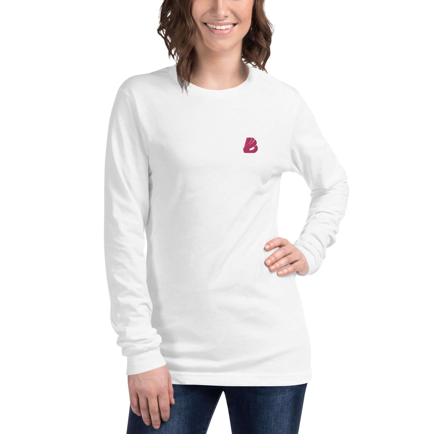 Langärmeliges Unisex-T-Shirt N°0 in Weiß, Modell lässig zur Jeans getragen