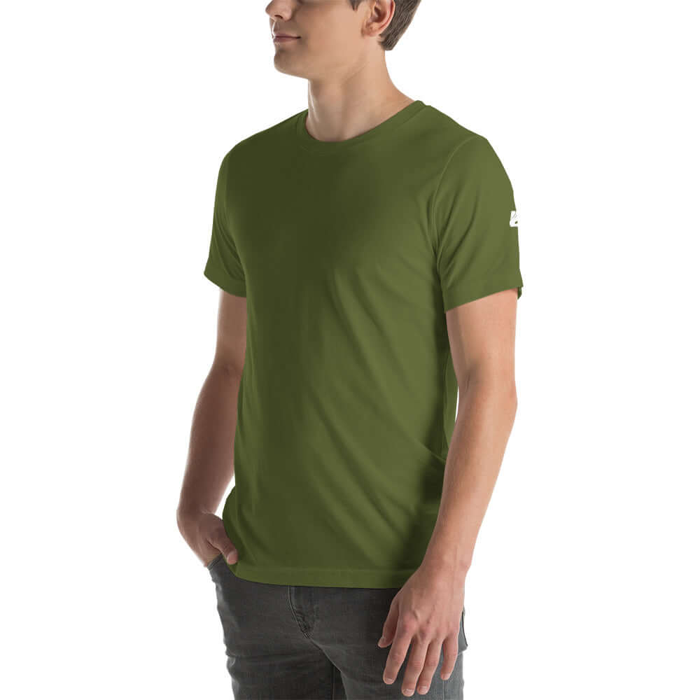 Person wearing an olive green Unisex-T-Shirt N°0 made of cotton blend, showcasing a soft and lightweight fabric fit.