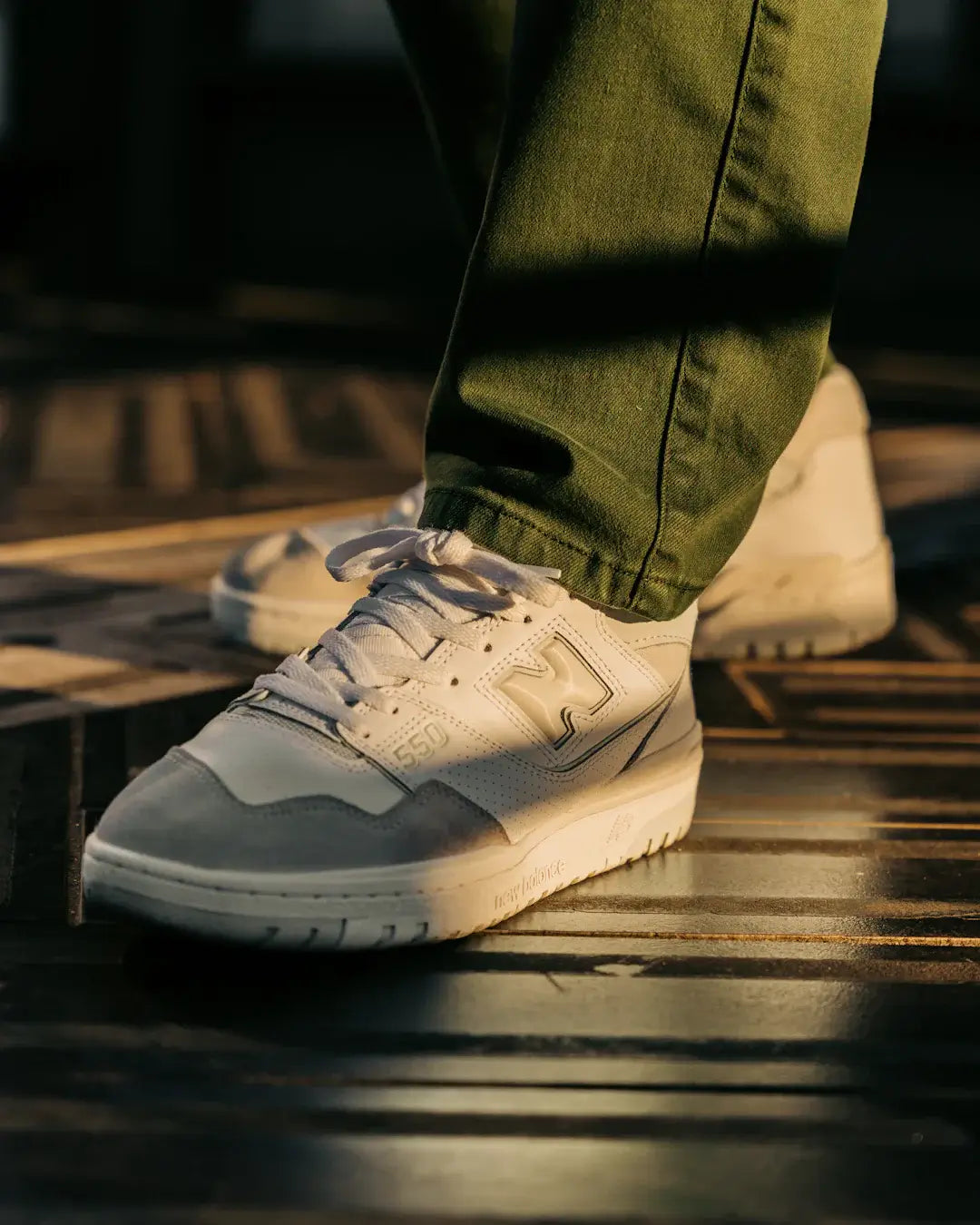 Die Reise eines Kleidungsstücks Vom Rohmaterial zur Mode