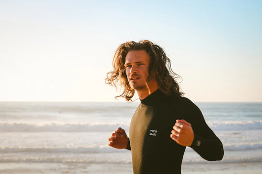 Sportliche Rash Guards für Damen und Herren aus nachhaltigen Materialien