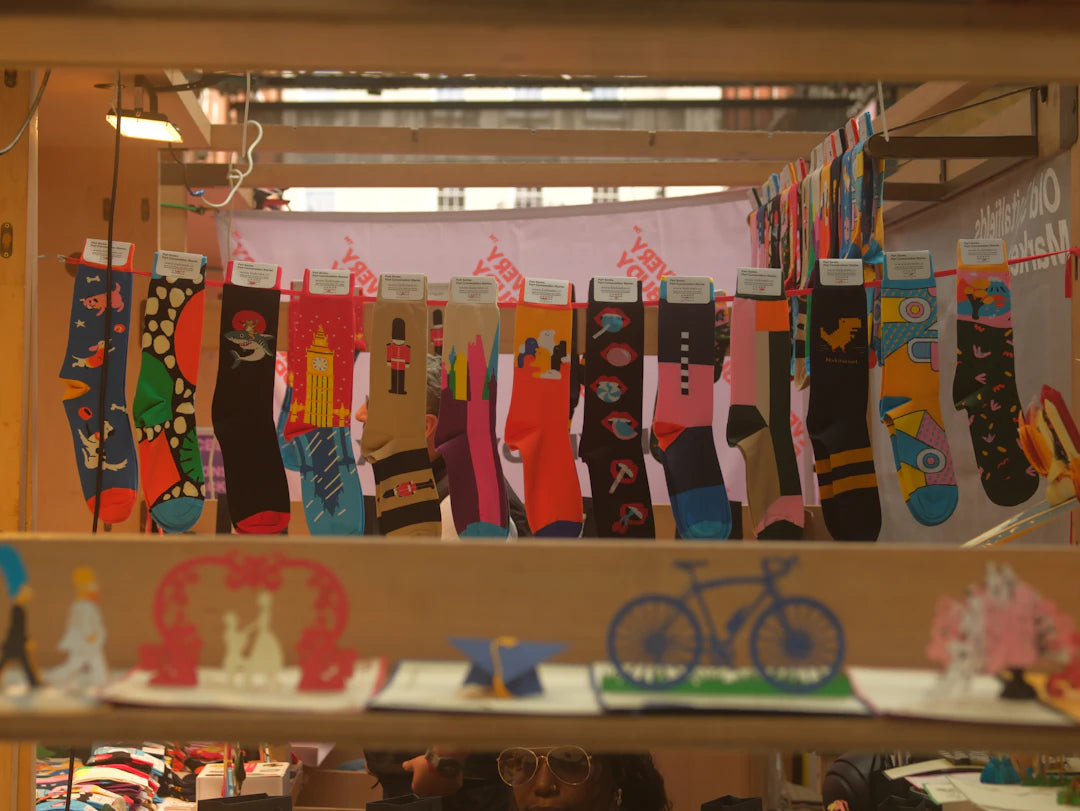 Kreative Socken für nachhaltige Outfits im Alltag