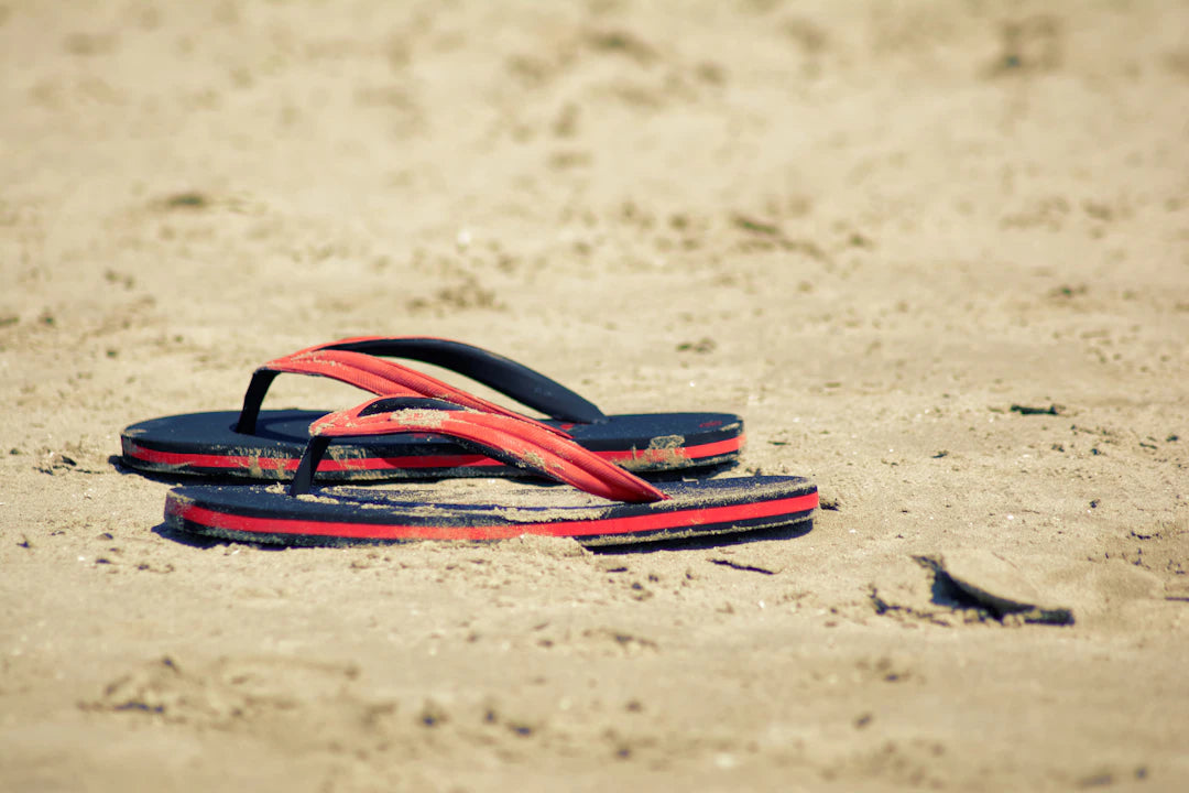 Nachhaltige Flip-Flops für den urbanen Sommer