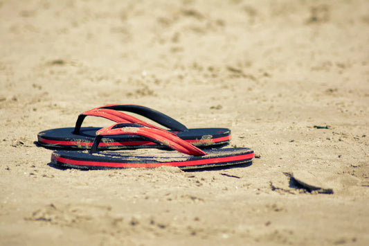 Nachhaltige Flip-Flops für den urbanen Sommer