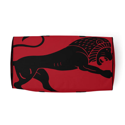 Weekender N°26 with bold lion graphic on red fabric, ideal for travel and daily use, includes spacious compartments for easy organization.