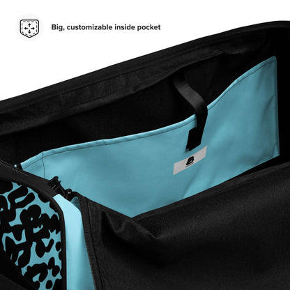 Inside view of Weekender N°27 showing large customizable pocket with zipper.