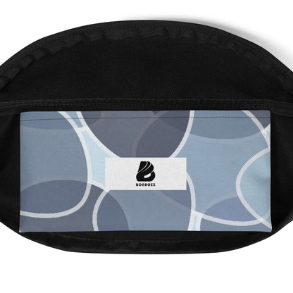 Gürteltasche N°31 with adjustable strap and inner pocket, ideal for festivals, travel, and hands-free convenience, in modern design.