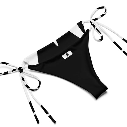 Recycelter Schnürbikini N°0 in schwarz-weiß mit stilvollem Allover-Druck und flexiblen Trägern für Sommermode, gefertigt aus recyceltem Polyester