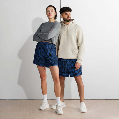 Models wearing Lange Unisex Sport-Shorts for running, swimming, and workouts, showcasing four-way stretch fabric.