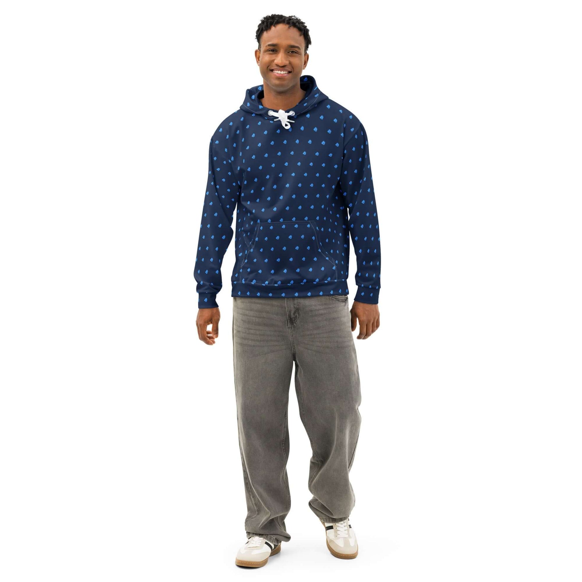 Unisex-Hoodie aus Baumwolle mit Allover-Druck, entspannte Passform, ideal für lässige Looks, getragen von Mann, Vorderansicht, blaues Design