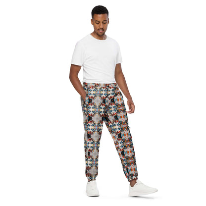 Model wearing Unisex-Trainingshose N°0, showcasing vibrant patterns, comfortable fit and elastic ankle cuffs for a stylish streetwear look.