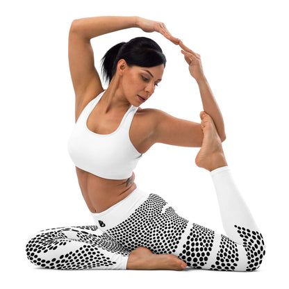 Woman doing yoga pose wearing Yoga-Leggings N°45, featuring soft, stretchy design, polka dot pattern, and high waistband.