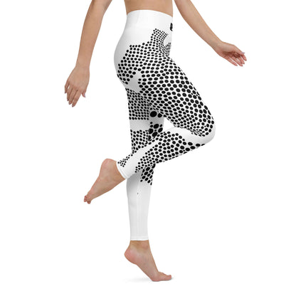 Yoga-Leggings N°45 with dot pattern, four-way stretch, and high waist design for comfort and flexibility.