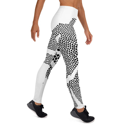 Yoga-Leggings N°45 featuring black and white dotted design, high-waisted, stretchy fabric, perfect for comfort and flexibility during workouts.