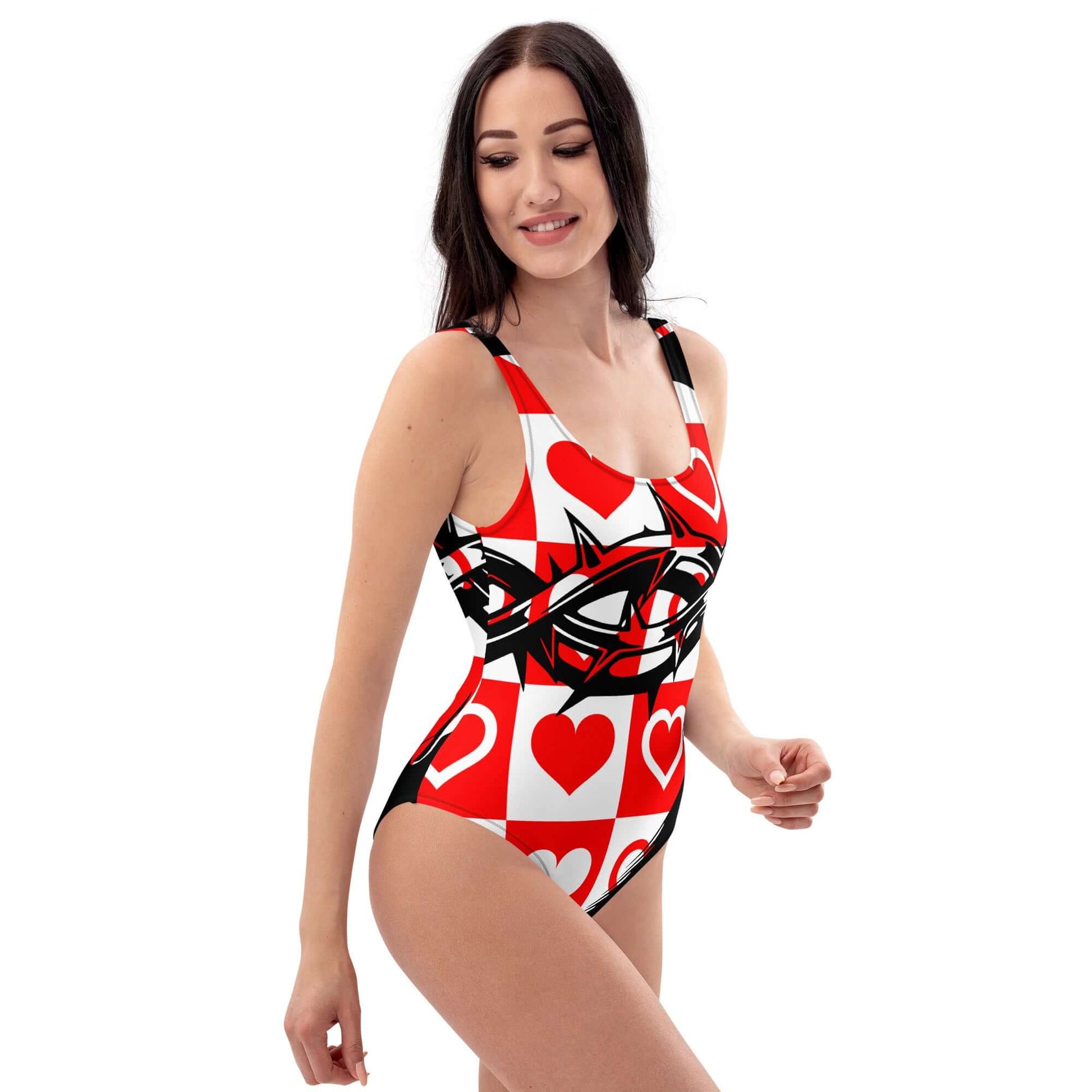 Einteiliger Badeanzug mit grafischem Herz-Design, ideal für Strand und Pool, schmeichelhafte Passform.