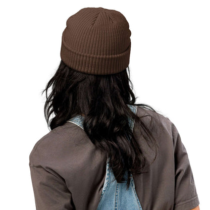 Person wearing brown Fischermütze N°0 beanie in ribbed knit, showcasing trendy and versatile style from the back.