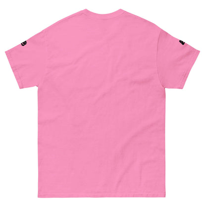 Rückansicht des Klassisches Herren-T-Shirt N°1 in Rosa, 100% Baumwolle, für strukturierten Look ideal für Lagenlooks, modisch aktuell.