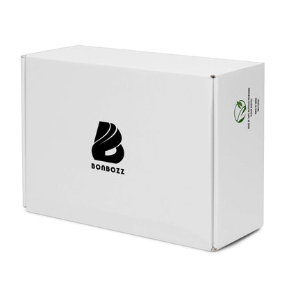 White box packaging for High-Top Leinenschuhe für Herren N°9 with Bonbozz logo